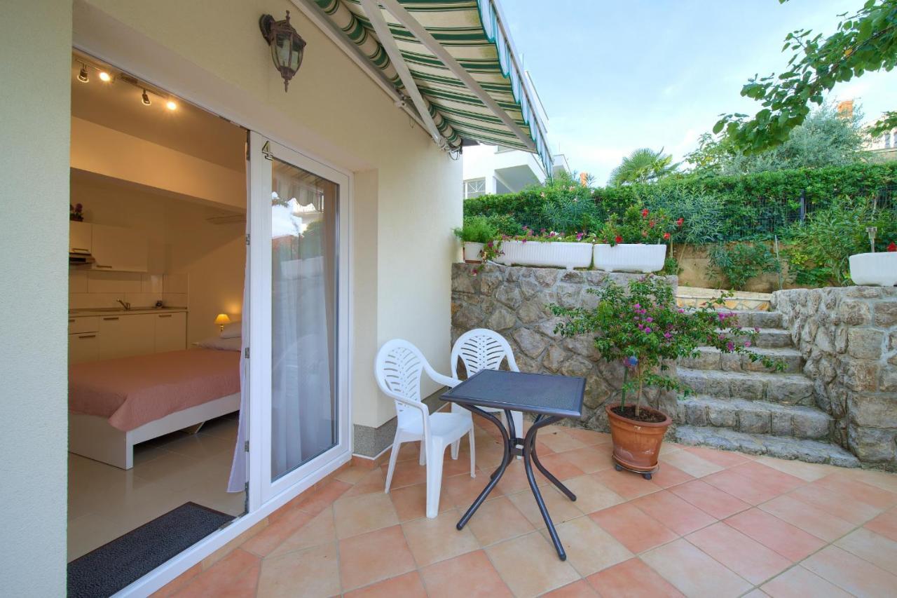 Apartmani Mara Matic Malinska Extérieur photo