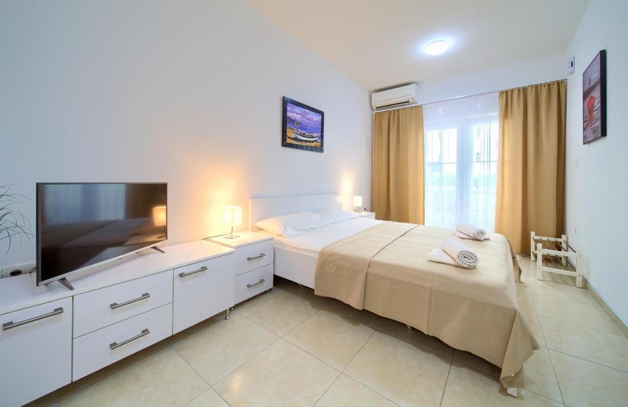 Apartmani Mara Matic Malinska Extérieur photo