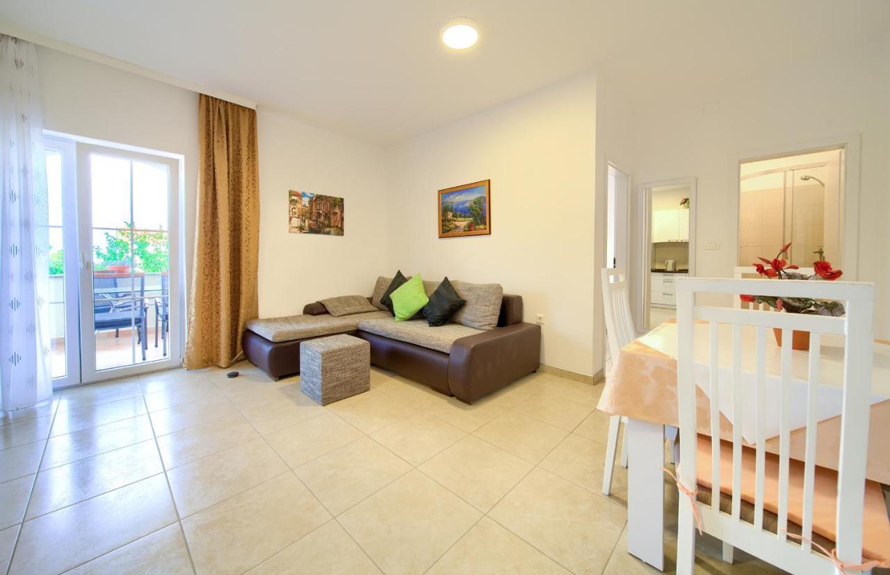 Apartmani Mara Matic Malinska Extérieur photo