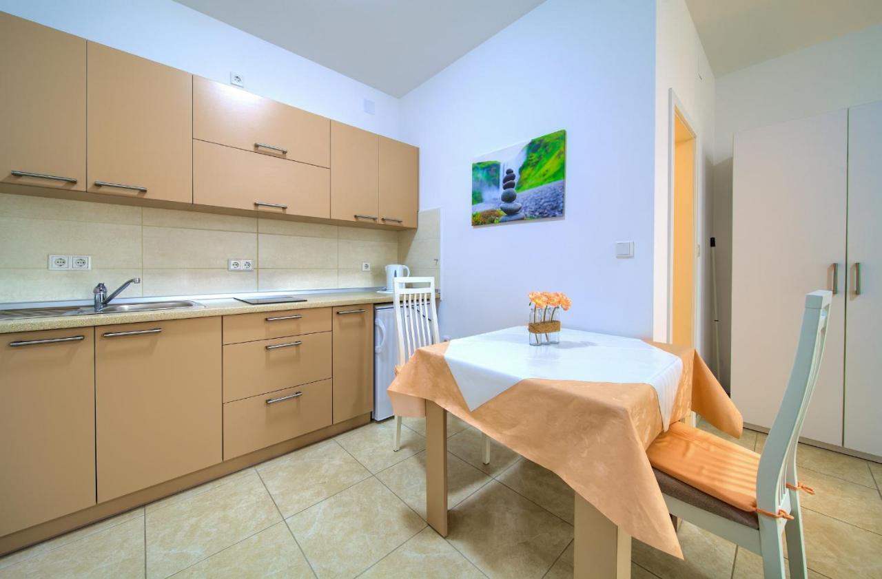 Apartmani Mara Matic Malinska Extérieur photo